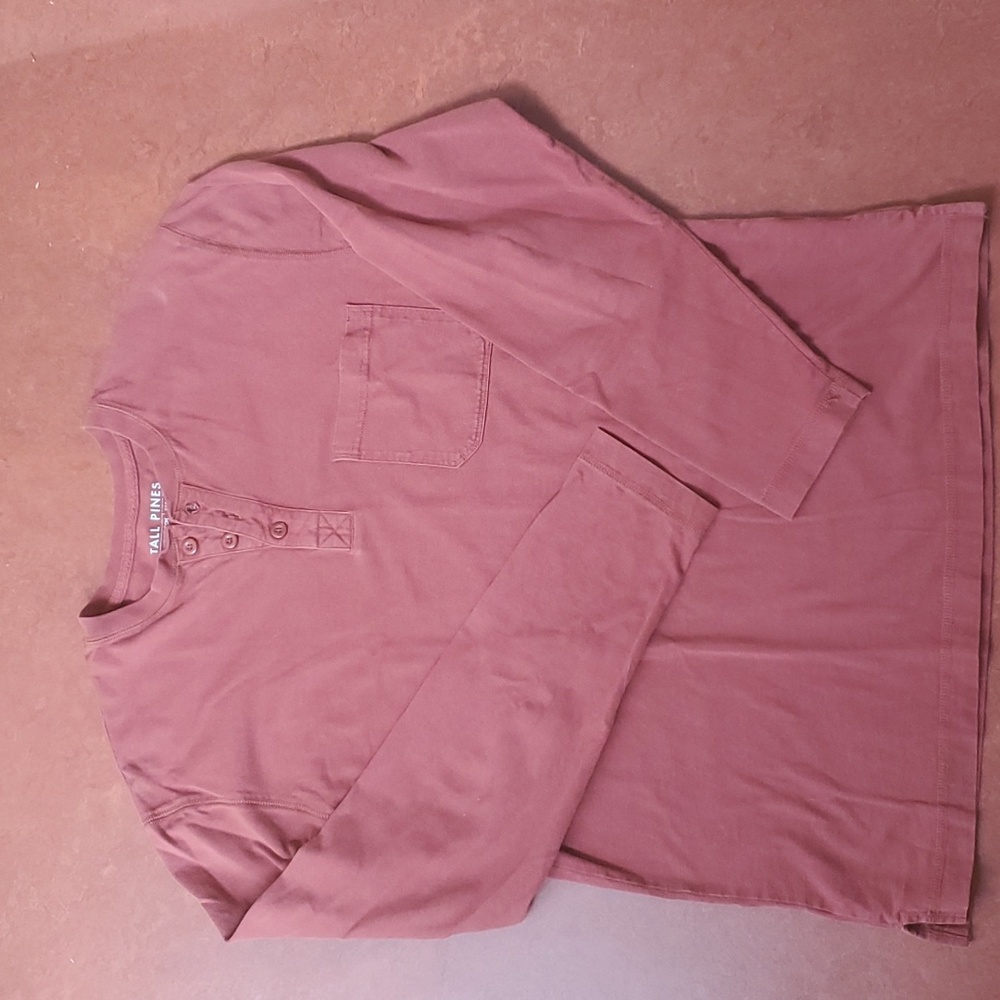 Woolrich Henley w/pocket